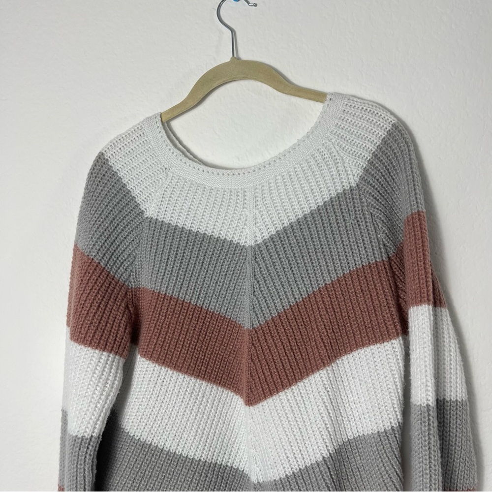 Shein Colorblock Chevron Raglan Sleeve Sweater - Picture 4 of 10